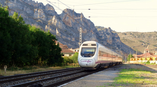 Обои картинки фото техника, поезда, железная, дорога, рельсы, локомотив, состав