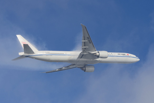 Обои картинки фото авиация, пассажирские самолёты, авиалайнер