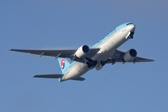 Обои картинки фото авиация, пассажирские самолёты, авиалайнер