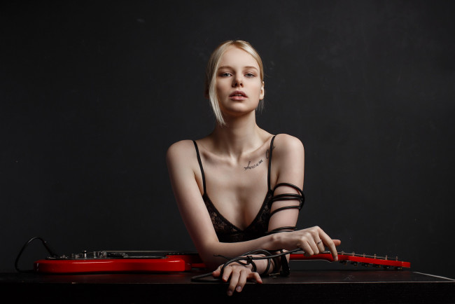 Обои картинки фото девушка, девушки, -unsort , блондинки,  светловолосые, модель