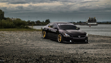 Картинка автомобили nissan datsun