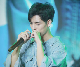 Картинка мужчины wang+hao+xuan ван хаосюань wang hao xuan