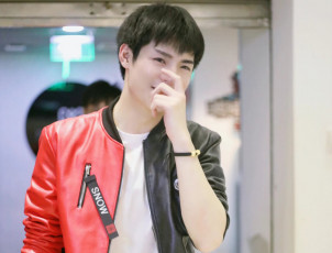 Картинка мужчины wang+hao+xuan ван хао сюань