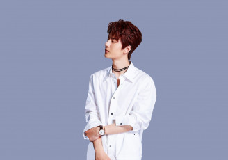 Картинка мужчины wang+yi+bo рыжий рубашка часы