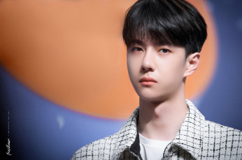 Картинка мужчины wang+yi+bo лицо пиджак