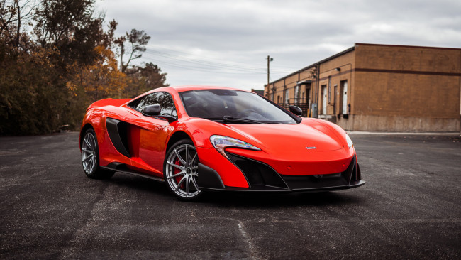 Обои картинки фото автомобили, mclaren, красный, 675lt, спорткар, купе