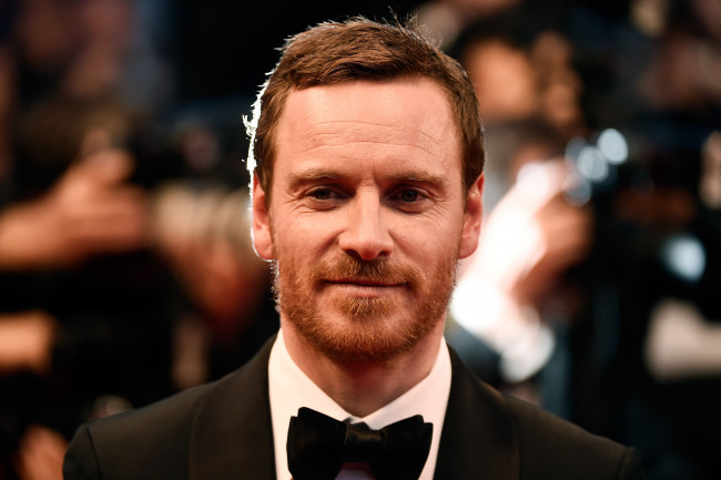 Обои картинки фото мужчины, michael fassbender, michael, fassbender, бабочка