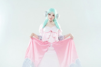 Картинка девушки ангелина+ситало+ alcololi образ костюм