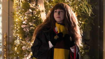 обоя девушки, tomka violea, образ, косплей, наряд, костюм, гермиона, шарф, варежки, огни, новый, год, ёлка