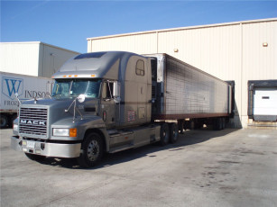 Картинка автомобили mack