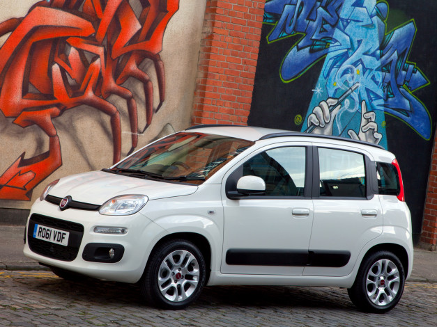 Обои картинки фото автомобили, fiat, freemont