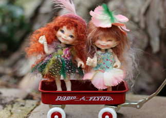 Картинка разное игрушки куклы