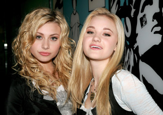 Картинка aly and aj музыка