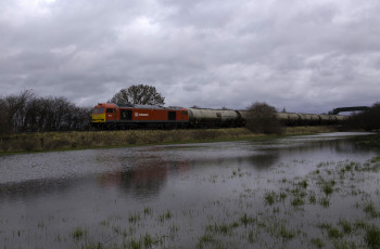 Картинка техника поезда рельсы локомотив
