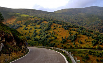 Картинка природа дороги трава кусты испания дорога кантабрия