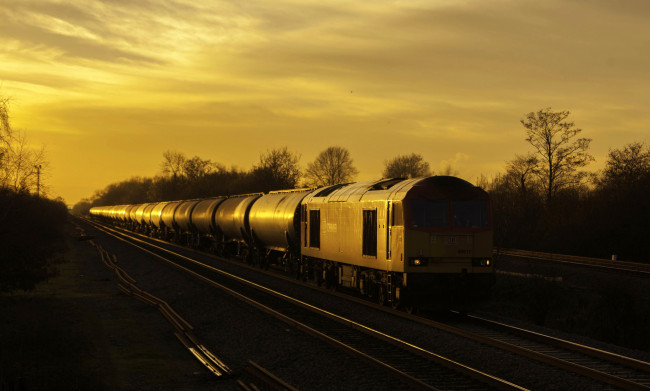 Обои картинки фото техника, поезда, рельсы, локомотив