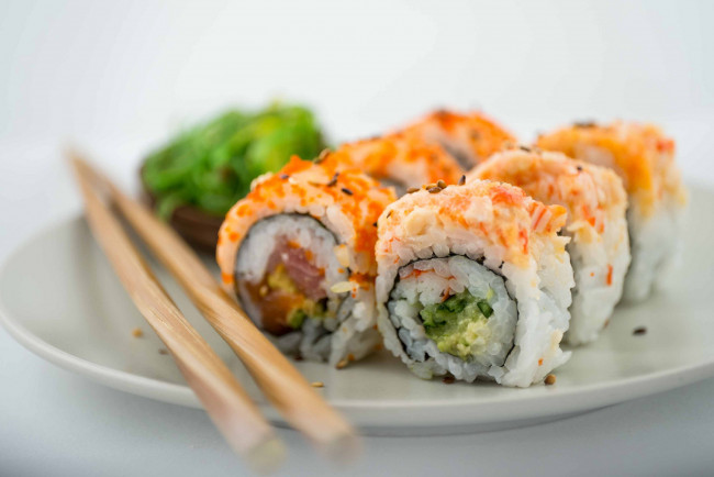 Обои картинки фото еда, рыба,  морепродукты,  суши,  роллы, суши, роллы