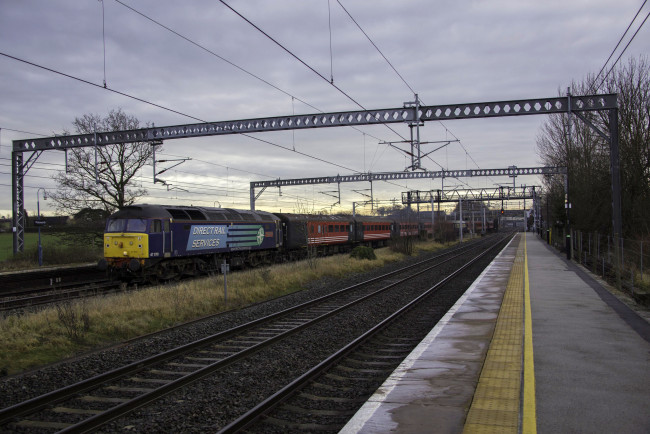 Обои картинки фото техника, поезда, рельсы, локомотив