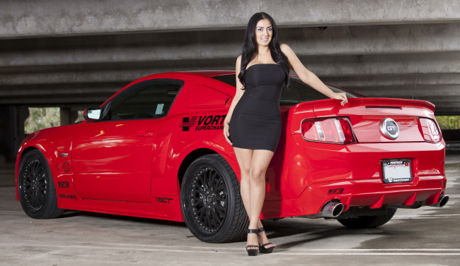 Обои картинки фото автомобили, -авто с девушками, mustang