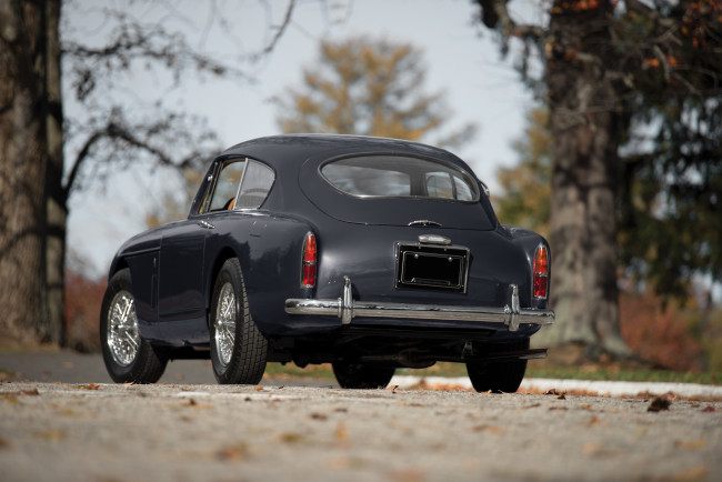 Обои картинки фото автомобили, aston martin, aston