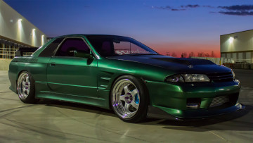 Картинка автомобили nissan datsun