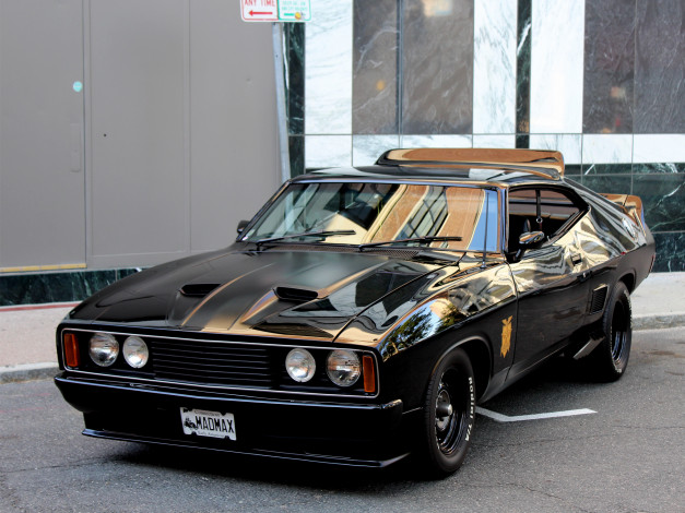 Обои картинки фото автомобили, выставки и уличные фото, madmax, interceptor, falcon, ford