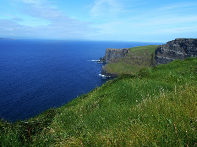 Обои картинки фото природа, побережье, скала, море, трава