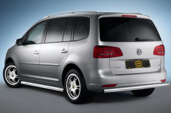 обоя cobra volkswagen touran 2010, автомобили, volkswagen, cobra, 2010, touran