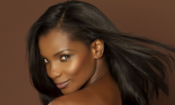 Картинка agbani+darego девушки -unsort+ лица +портреты портрет мулатка девушка лицо agbani darego фотомодель брюнетка макияж модель темнокожая