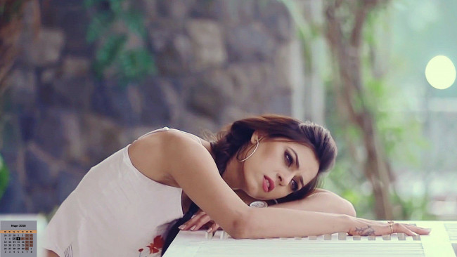 Обои картинки фото календари, девушки, 2018, грусть