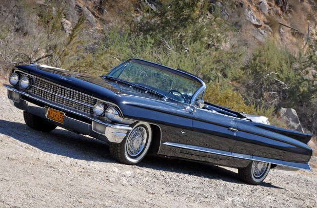 Обои картинки фото cadillac sixty two convertible 1961, автомобили, cadillac, two, convertible, 1961, sixty