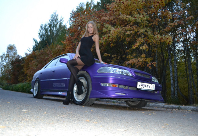 Обои картинки фото автомобили, -авто с девушками, toyota, mark, ii