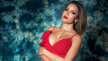 Картинка девушки -+лица +портреты шатенка декольте украшения