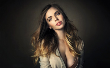 Картинка девушки -+лица +портреты блондинка лицо кофта