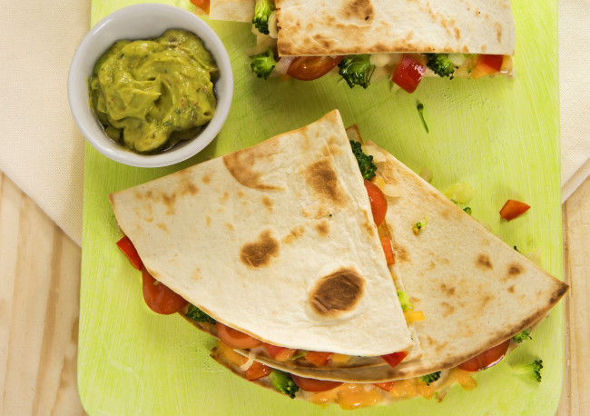 Обои картинки фото еда, бутерброды,  гамбургеры,  канапе, лаваш, овощи