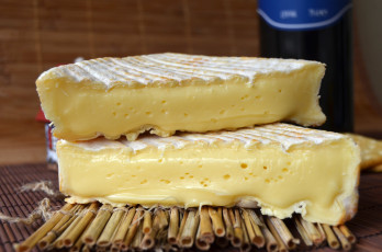 Картинка petit+pont+l’& 201 v& 234 que еда сырные+изделия сыр