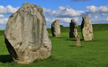 Картинка природа камни +минералы поле небо каменные глыбы stones-stone standing