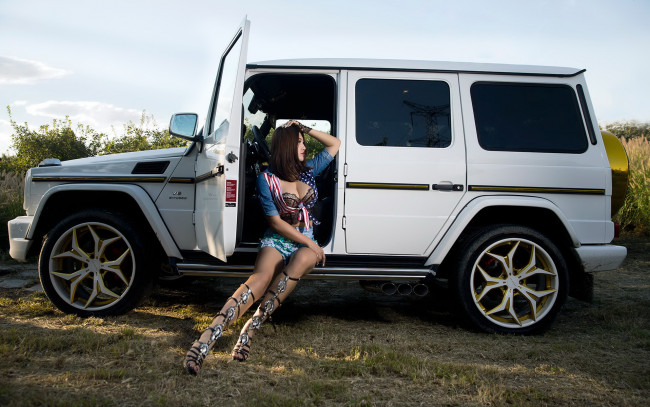 Обои картинки фото автомобили, -авто с девушками, автомобиль, фон, взгляд, девушка