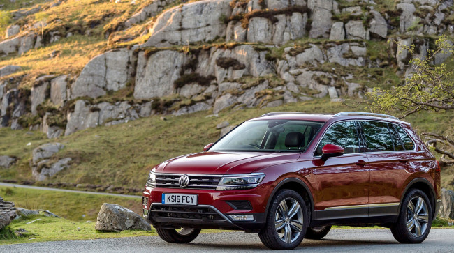 Обои картинки фото volkswagen tiguan 2, 0 tdi 4motion r-line 2017, автомобили, volkswagen, 2017, r-line, 4motion, tdi, 2, tiguan