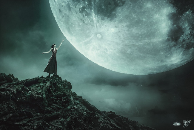 Обои картинки фото разное, компьютерный дизайн, девушка, повязка, улыбка, скала, луна
