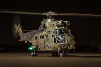 Картинка авиация вертолёты вертушка puma westland jonathan+hughes hc1