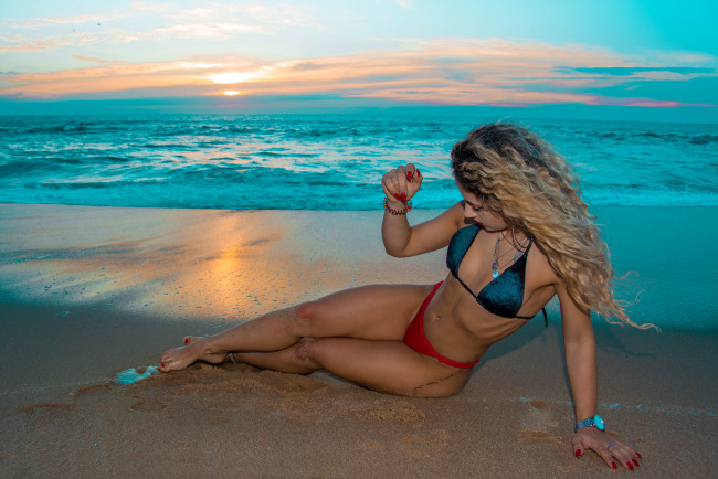 Обои картинки фото девушка, девушки, -unsort , блондинки,  светловолосые, модель