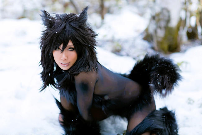 Обои картинки фото девушки, nonsummerjack, косплей, образ, наряд, костюм, ушки, хвост, снег