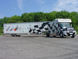 Картинка автомобили freightliner