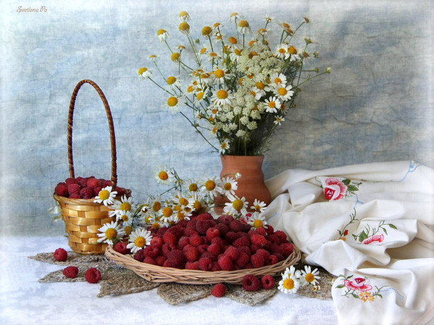 Обои картинки фото еда, малина, вышивка