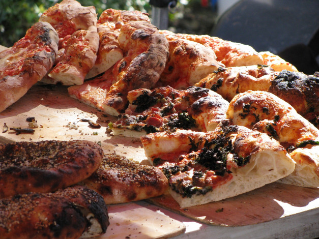 Обои картинки фото еда, пицца, крошки