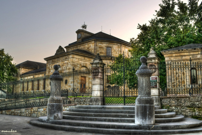 Обои картинки фото casa, de, juntas, города, здания, дома, gernika