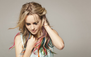 Картинка Bridgit+Claire+Mendler девушки    америка актриса