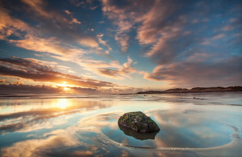 Картинка природа восходы закаты вода камень