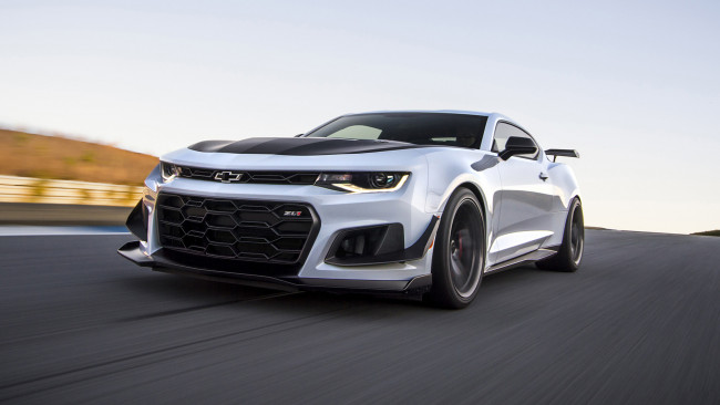 Обои картинки фото chevrolet camaro zl1-1le 2018, автомобили, chevrolet, camaro, zl1-1le, 2018